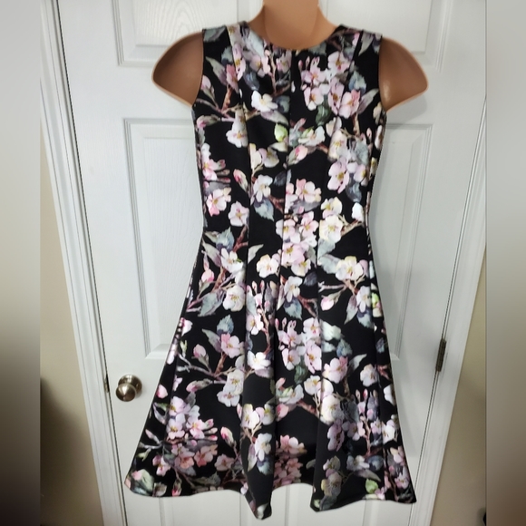 Robbie Bee Metallic Floral Fit and Flare Dress - Picture 6 of 11